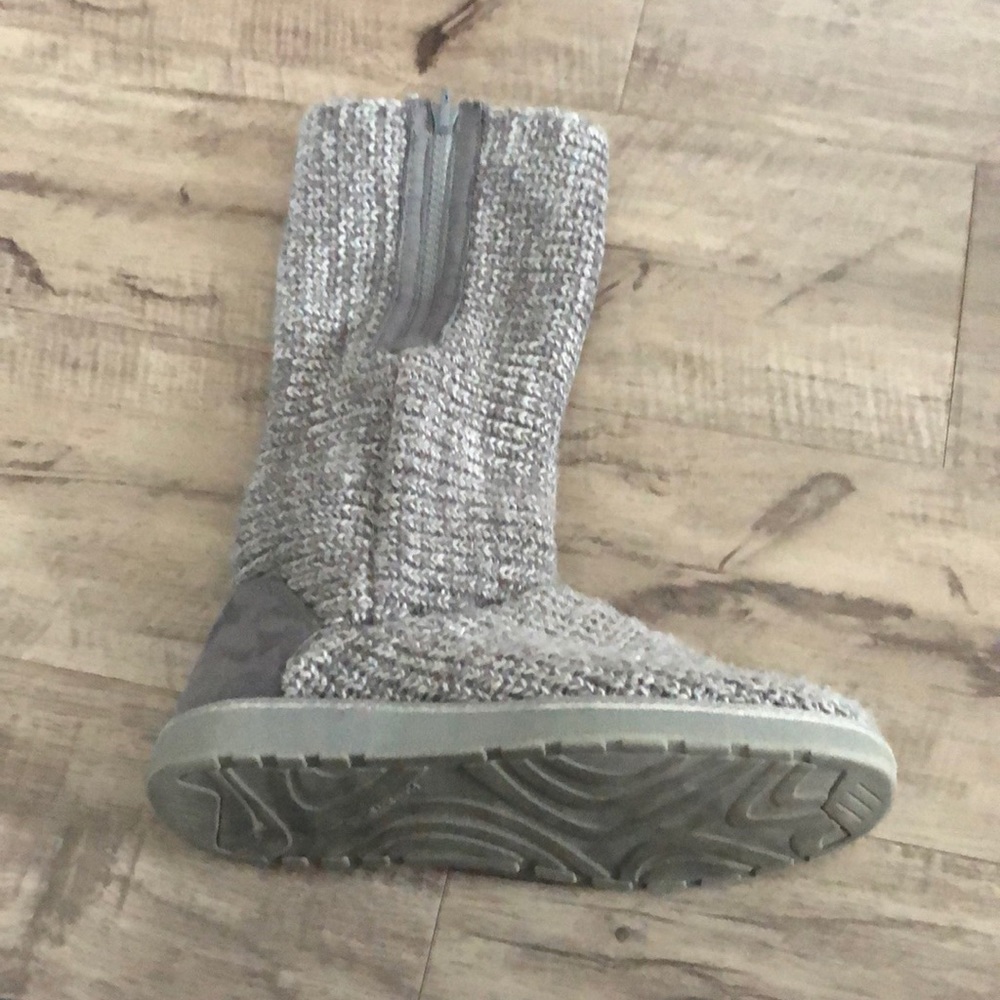 Gray Boots - Picture 7 of 7